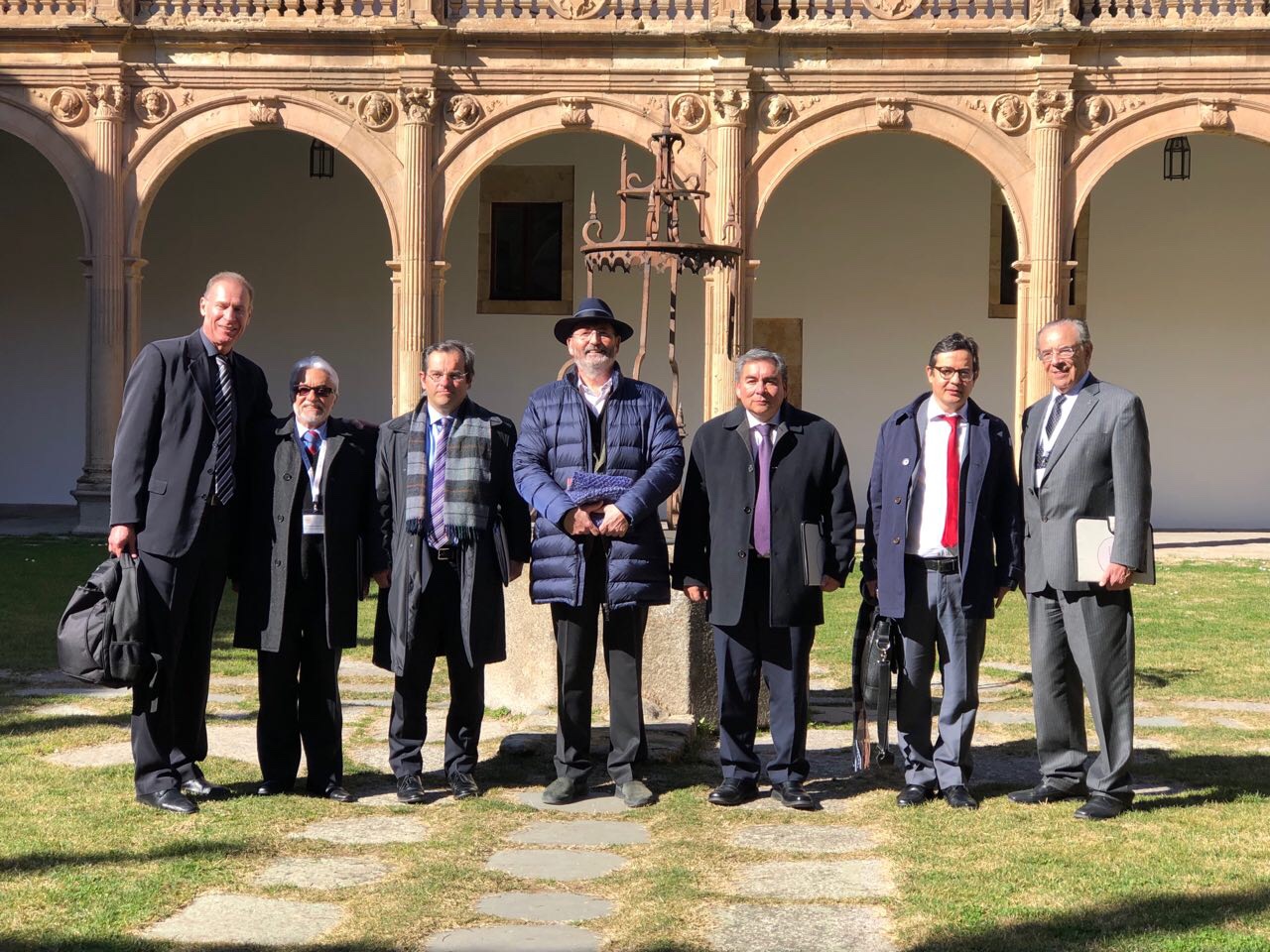 Entidades fiscalizadoras del tercer milenio: caza, vigilancia o guía