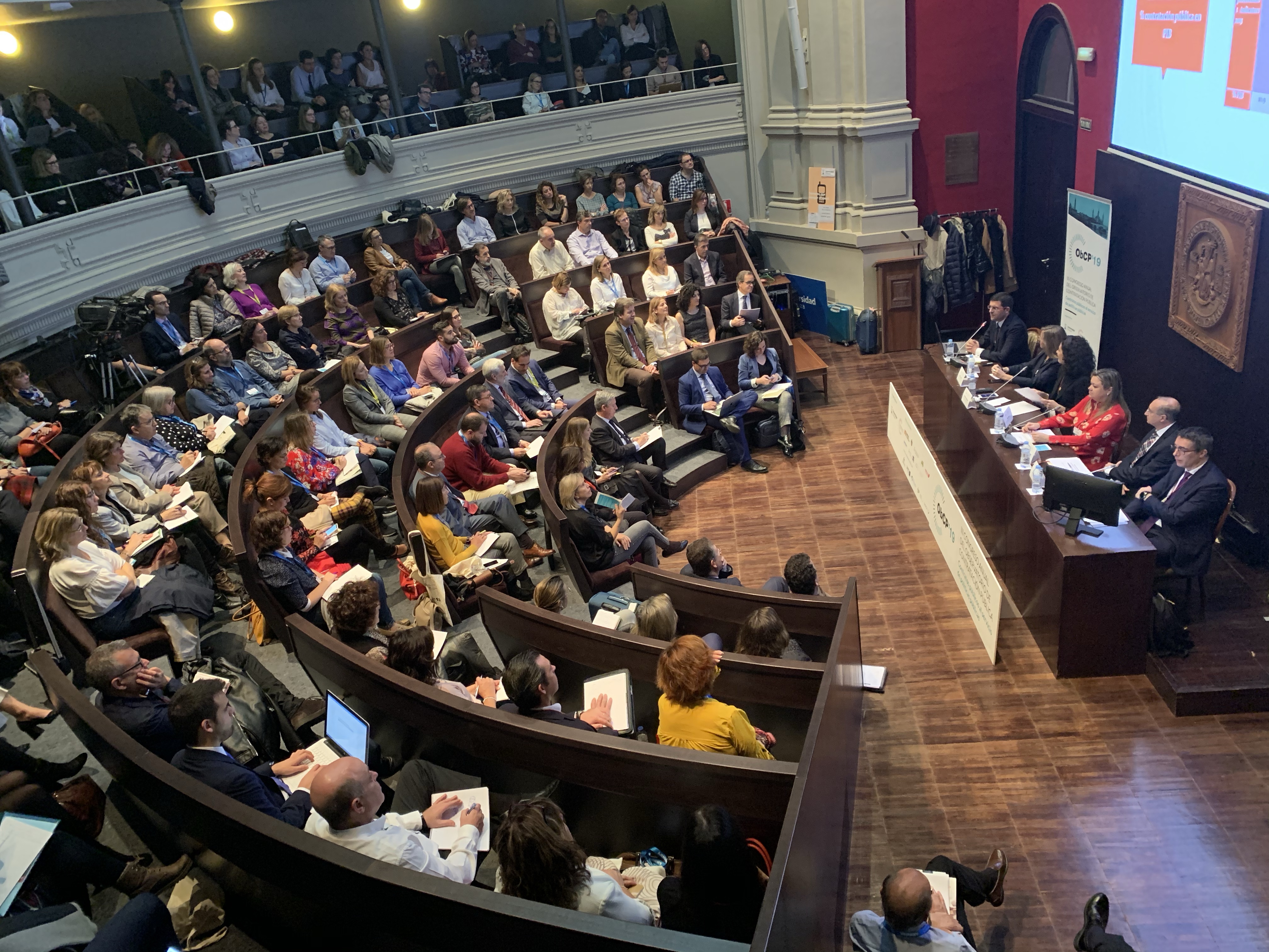 Tecnogados y abólogos