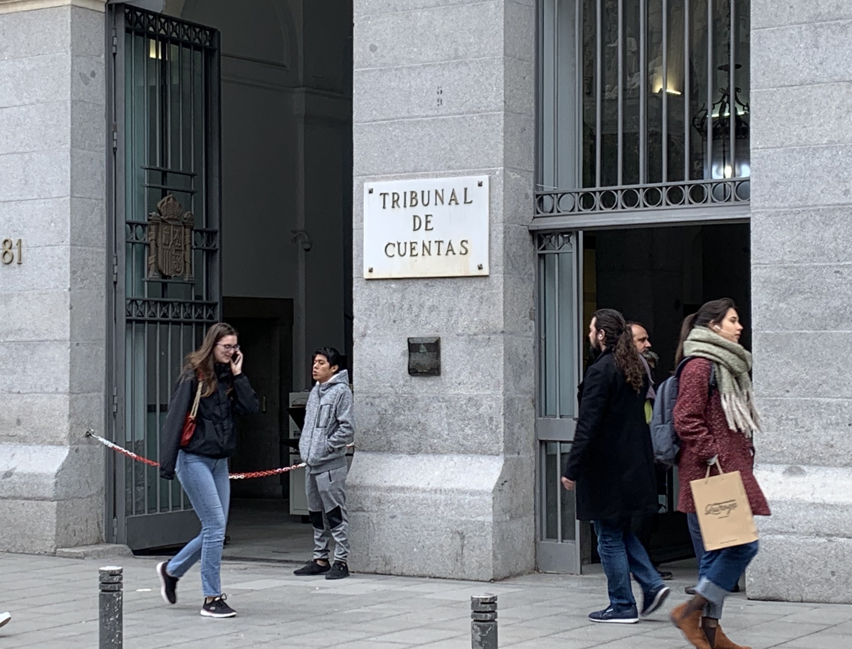 La dependencia de las Instituciones independientes