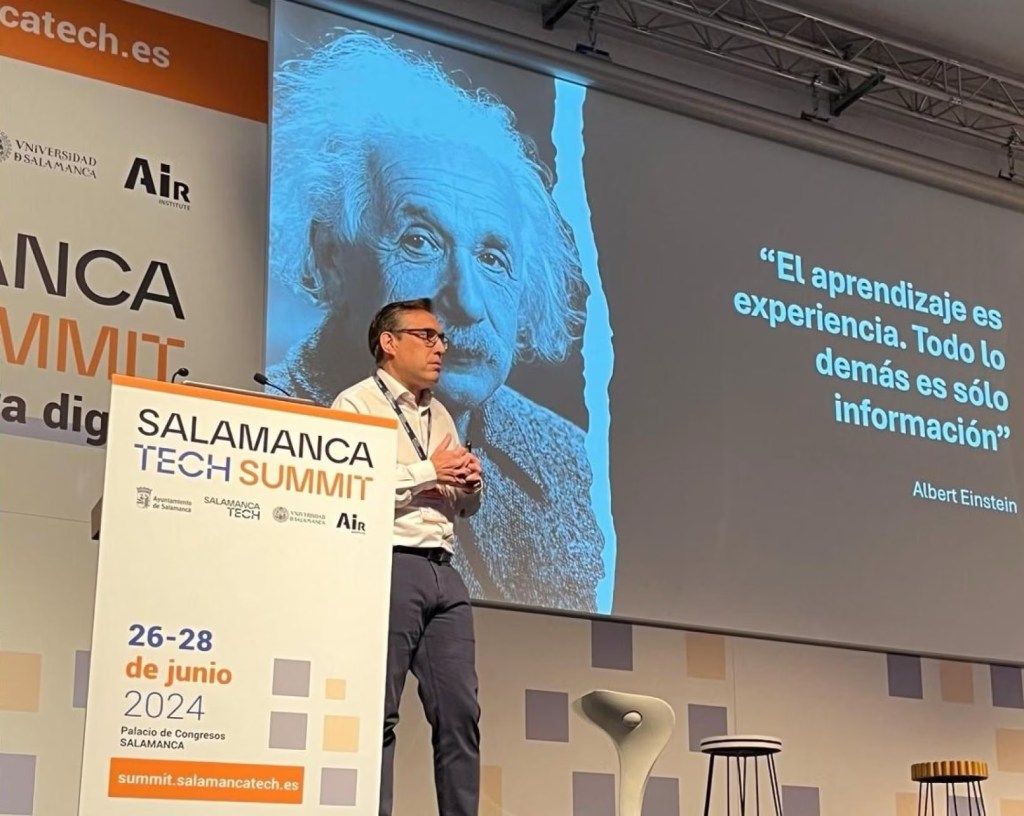 Universidad poliédrica