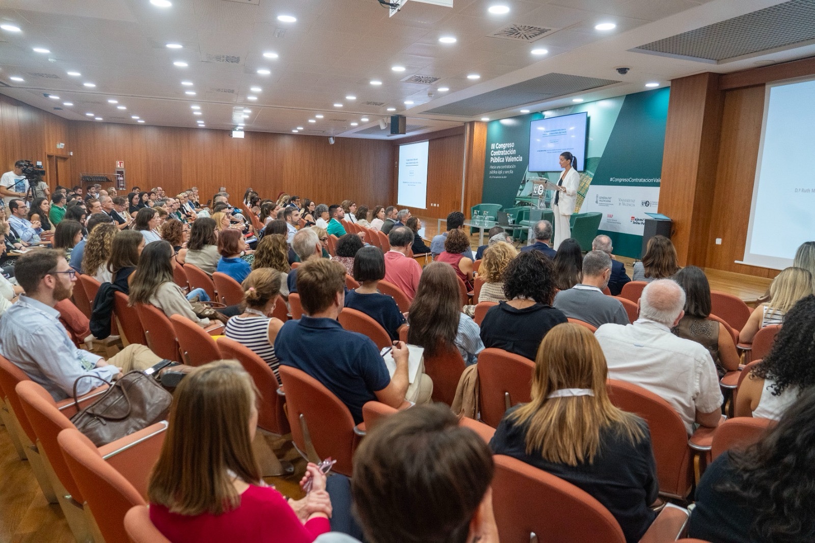 Planificación, profesionalidad e integridad en la contratación