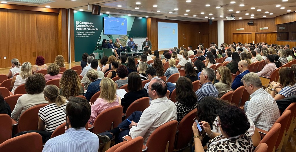 Debatiendo sobre riesgos de la contratación&nbsp;pública