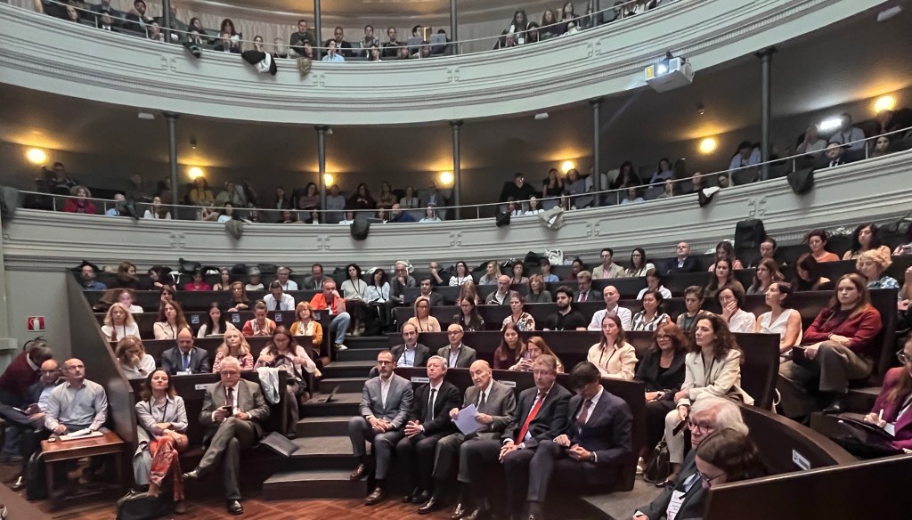 Crítica poliédrica de la contratación&nbsp;pública